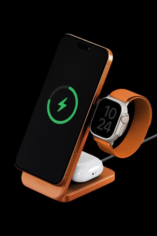 Energea MagTrio 2 3in1 Katlanabilir 25W Telefon Saat Airpods Masaüstü Hızlı Şarj Standı - Turuncu